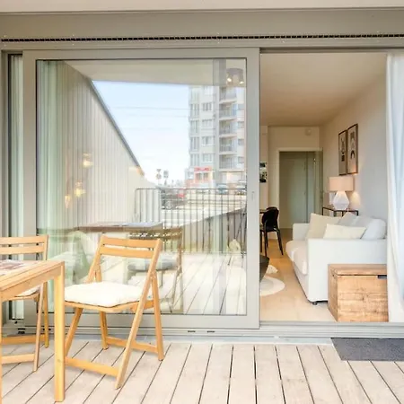 Peaceful Getaway In Apartment Ostend